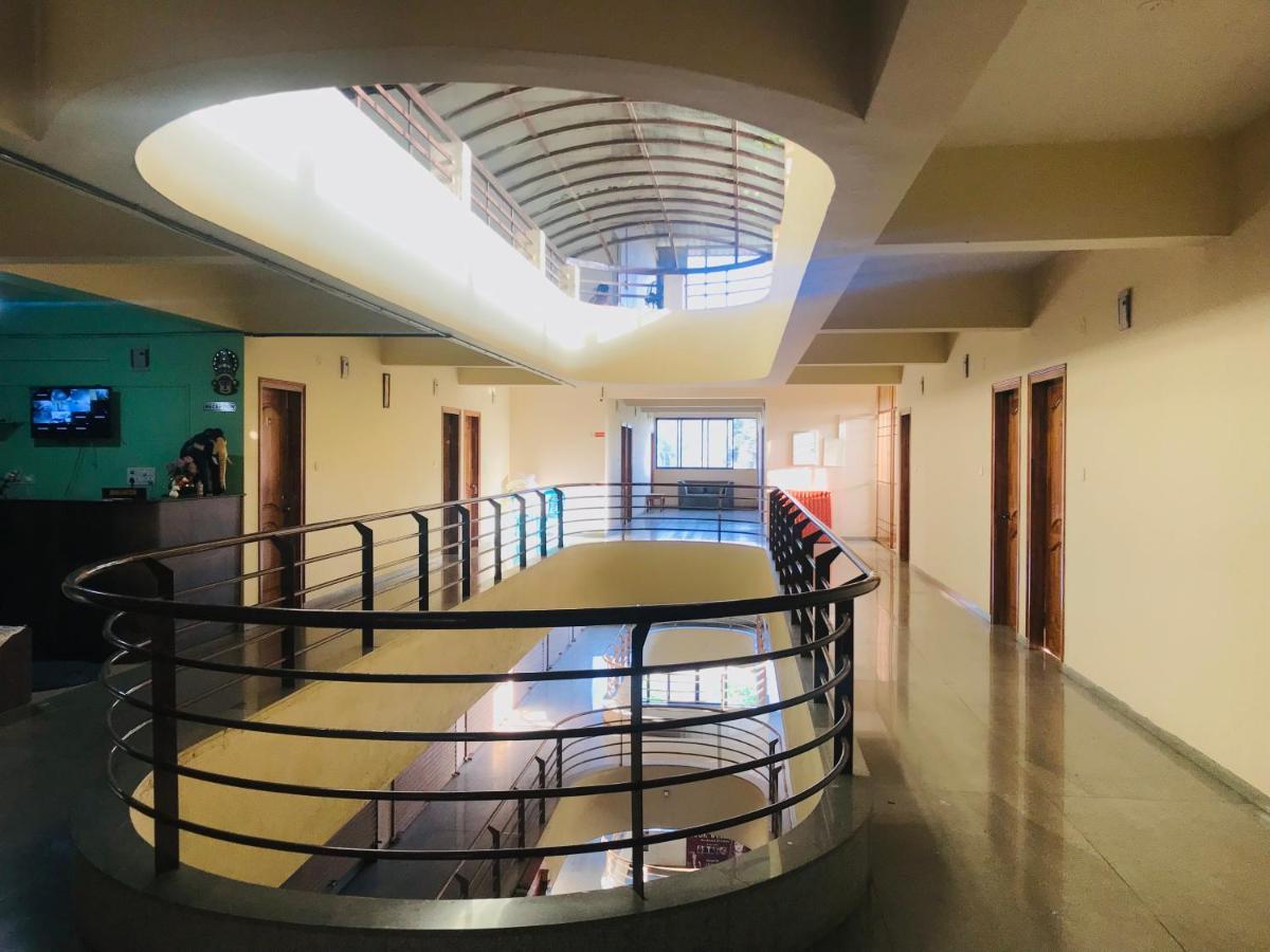 Staymaker Prakash International Gonikoppal Exterior photo