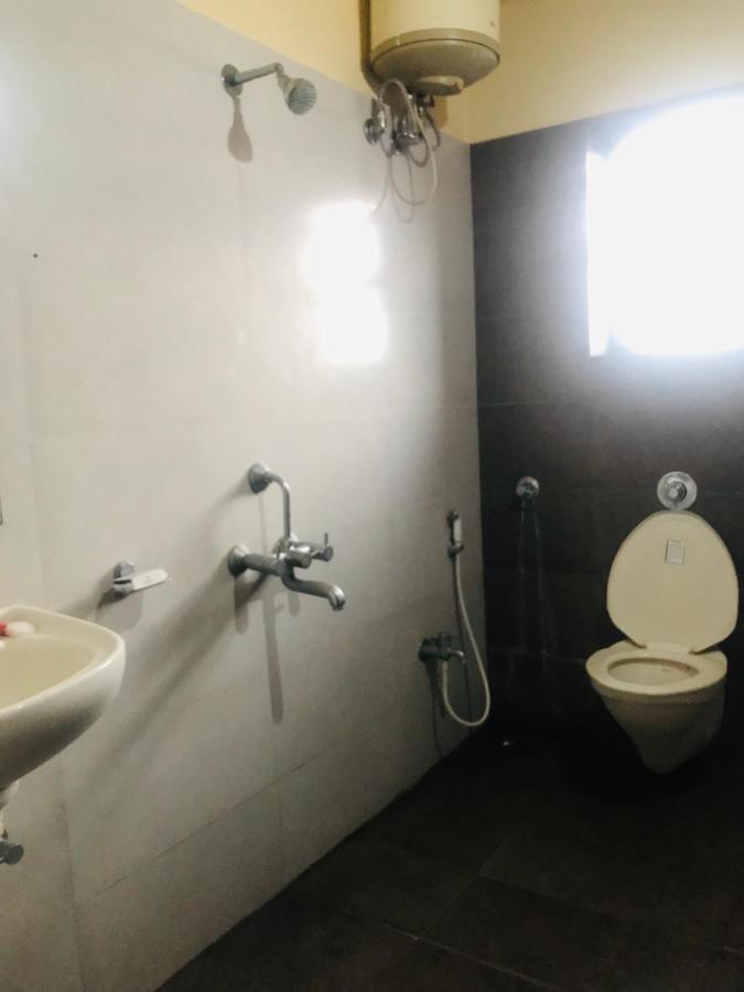 Staymaker Prakash International Gonikoppal Exterior photo